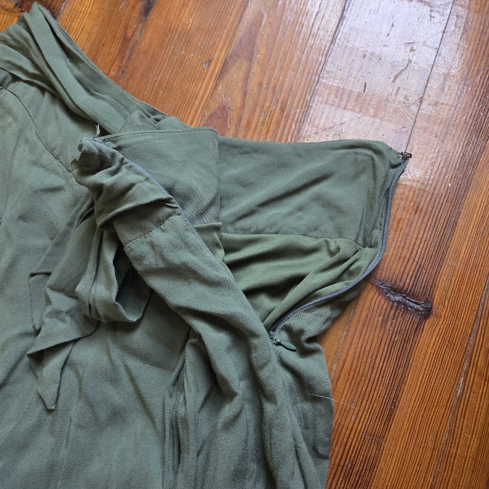 Before You Collection Green Dress Pants - Picture 4 of 7